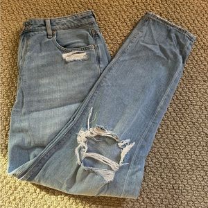 American Eagle mom jeans